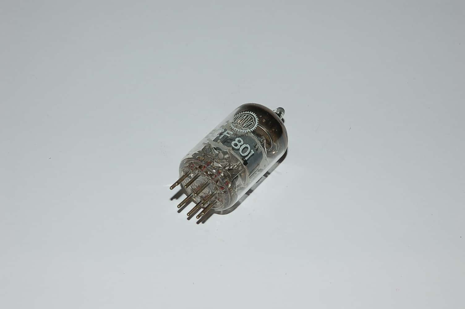 ECF801 Triode/Pentode Kleinsignal Radioröhre