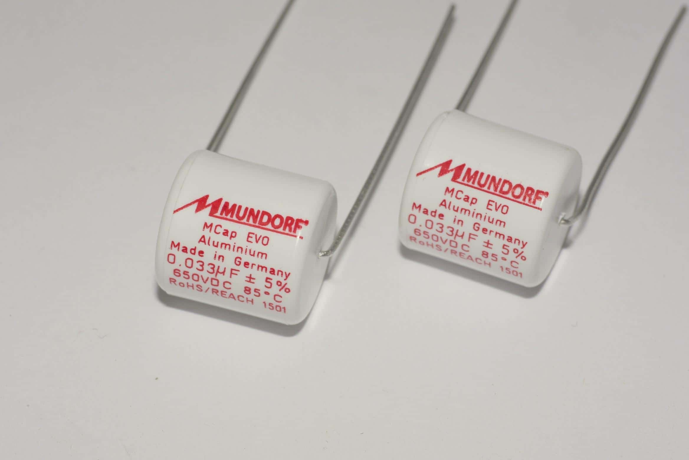 0,033uF Mundorf MCAP 650V 5% EVO Alu Kondensator 12x12mm