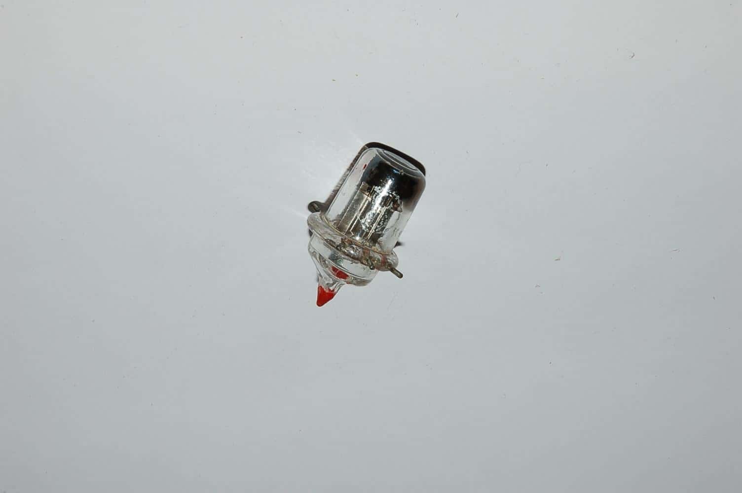 957 Röhre = VT237 Triode Acorn Uf 6,3V