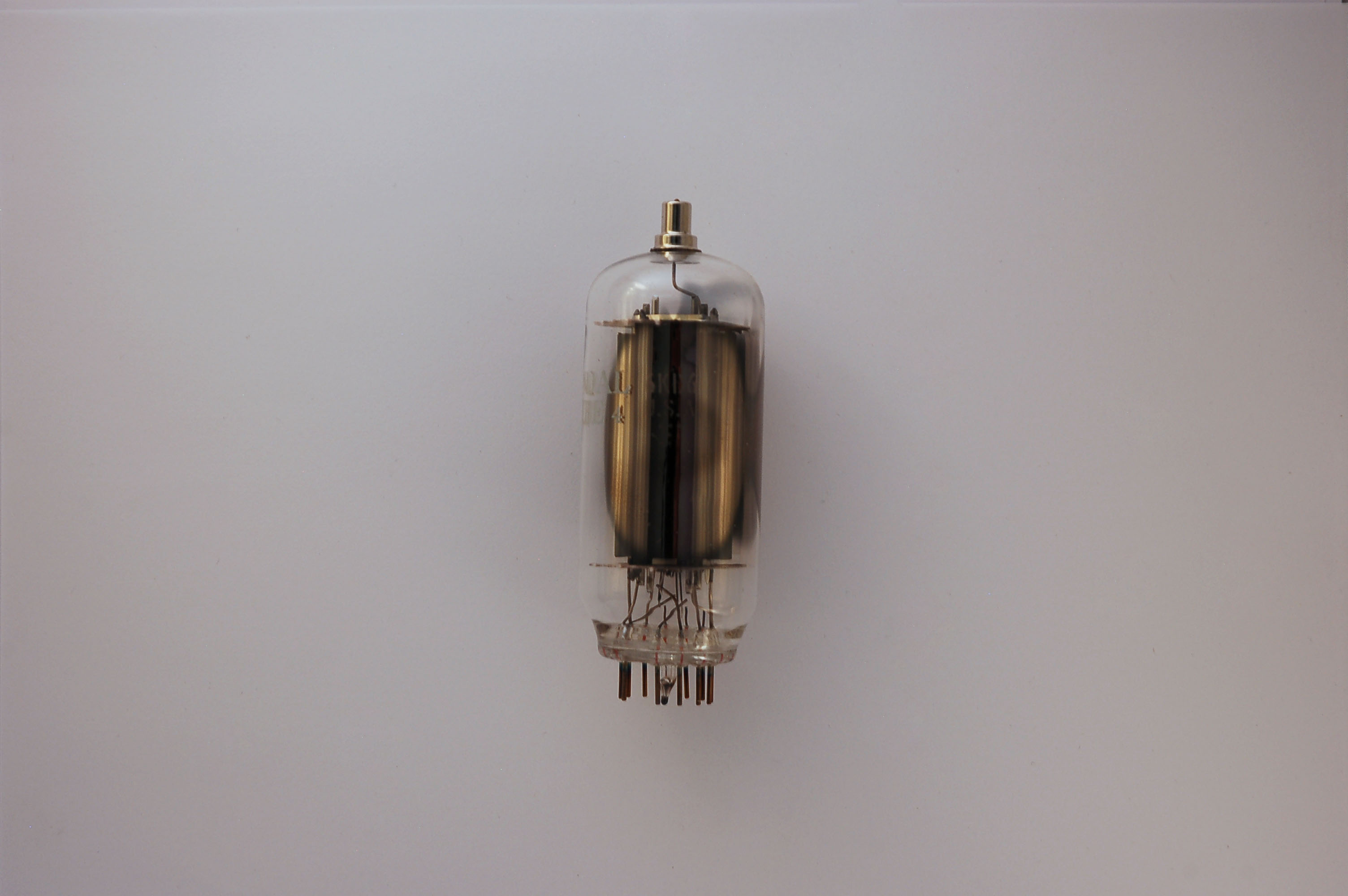 6KD6 (~6JS6C) Beam Power tube