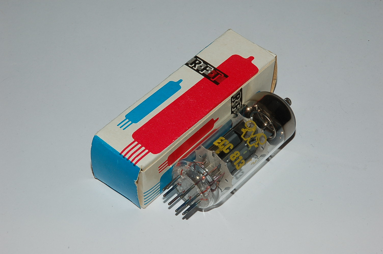 ECC813(~12BH7,ECC99)tube-Röhre