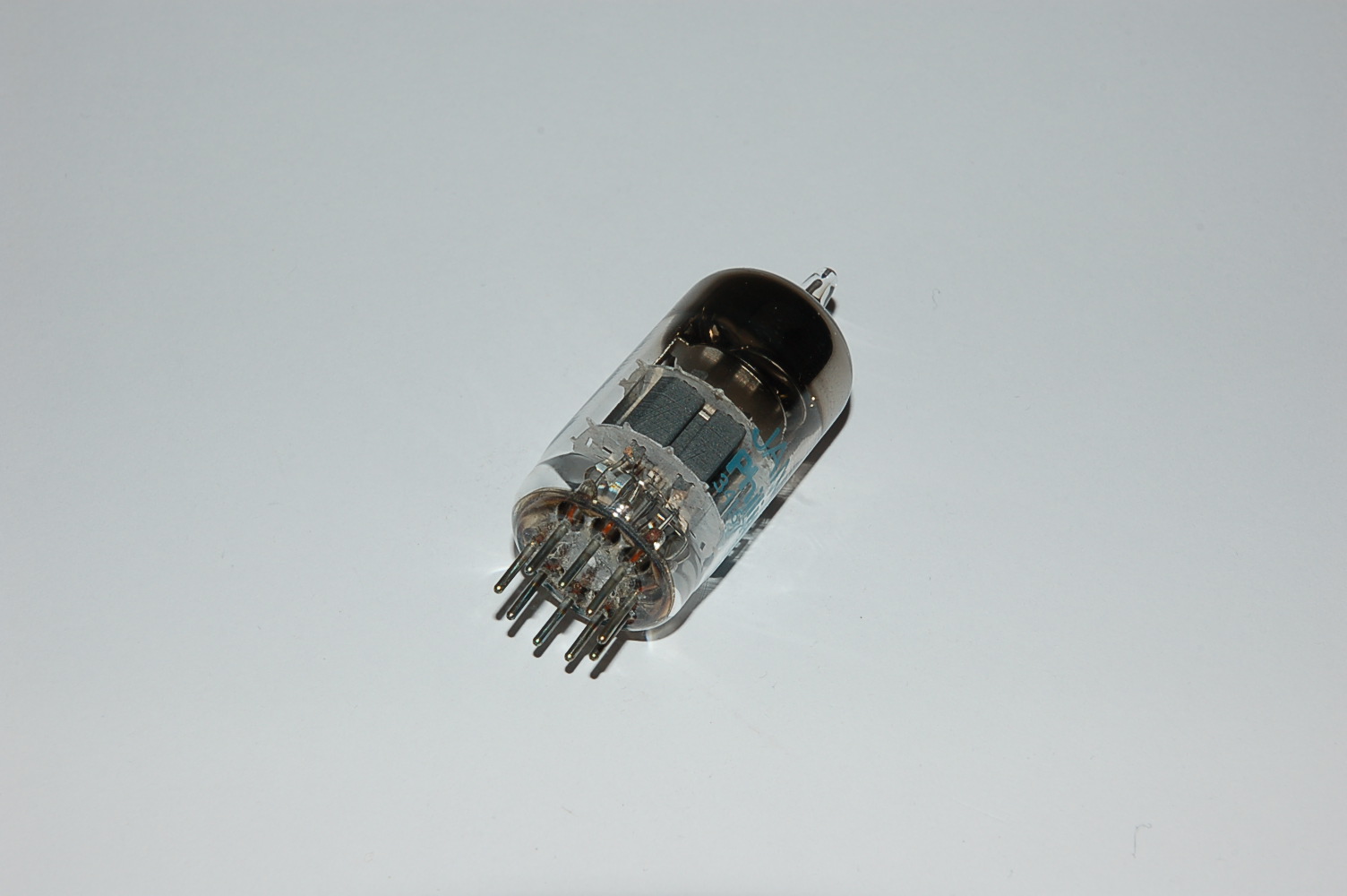 6922Jan (=E88CC, 6DJ8JAN) double Triode