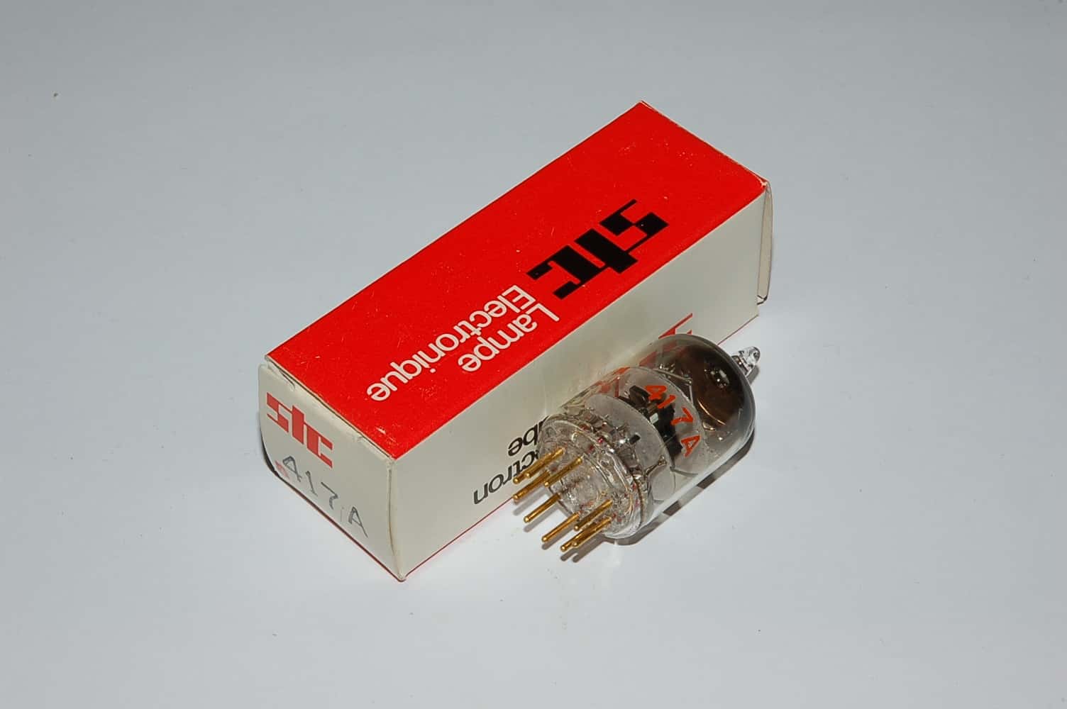 5842 Röhre = 417A Triode Noval B9A