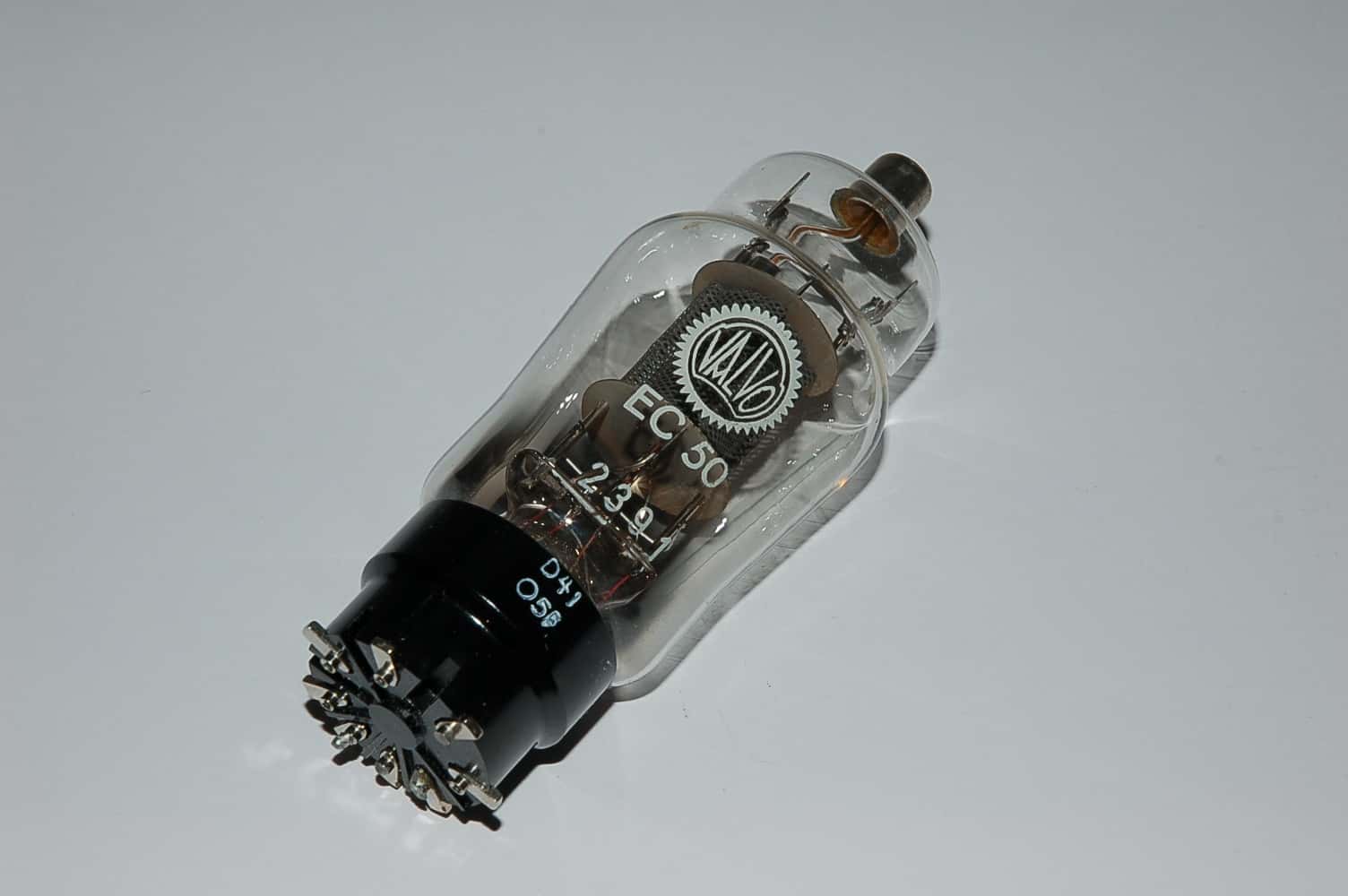 EC50 Röhre Leistungstriode P8A Uf 6,3V