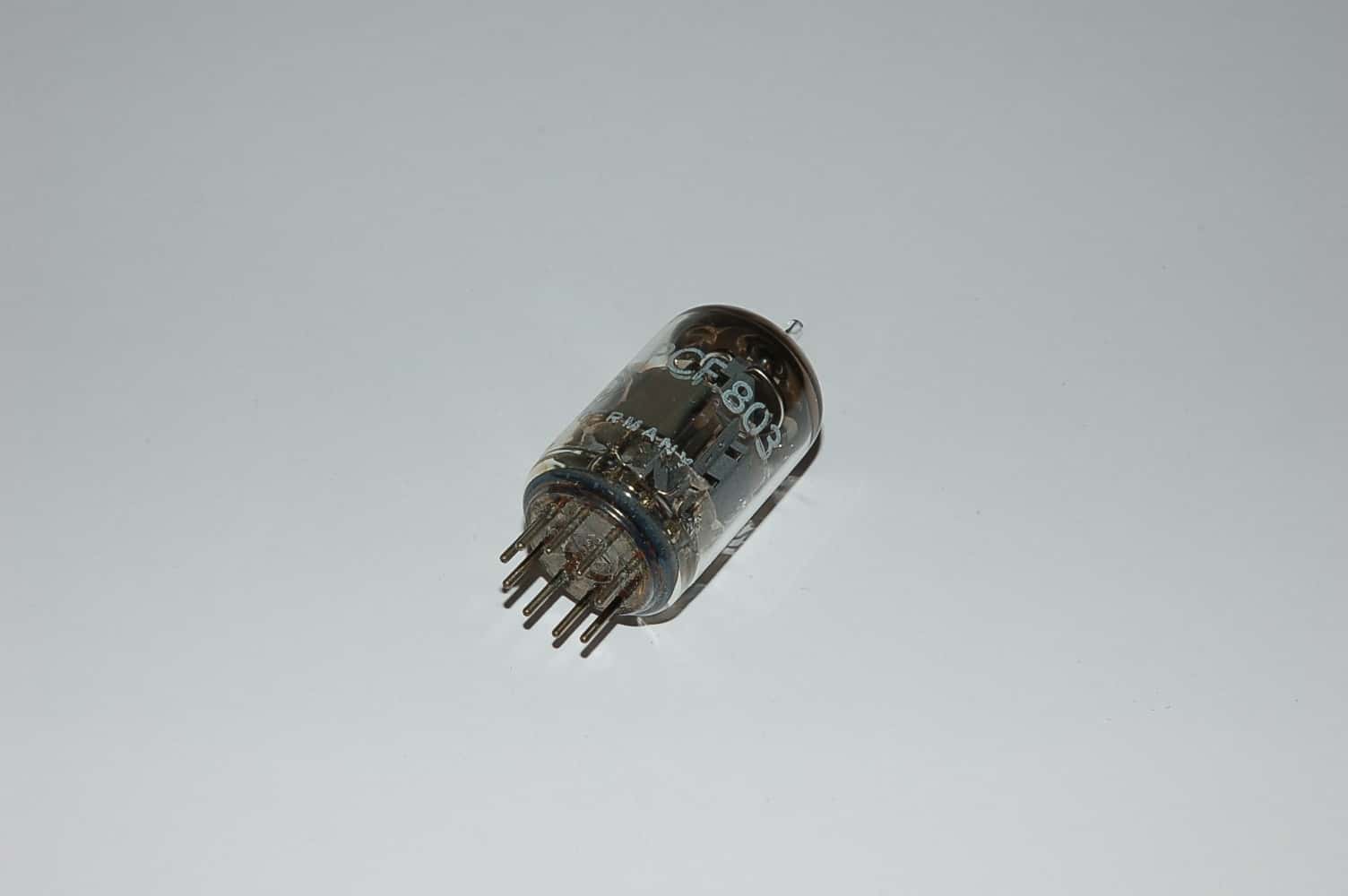 PCF803 Röhre Triode-Pentode B9A If 0,3A
