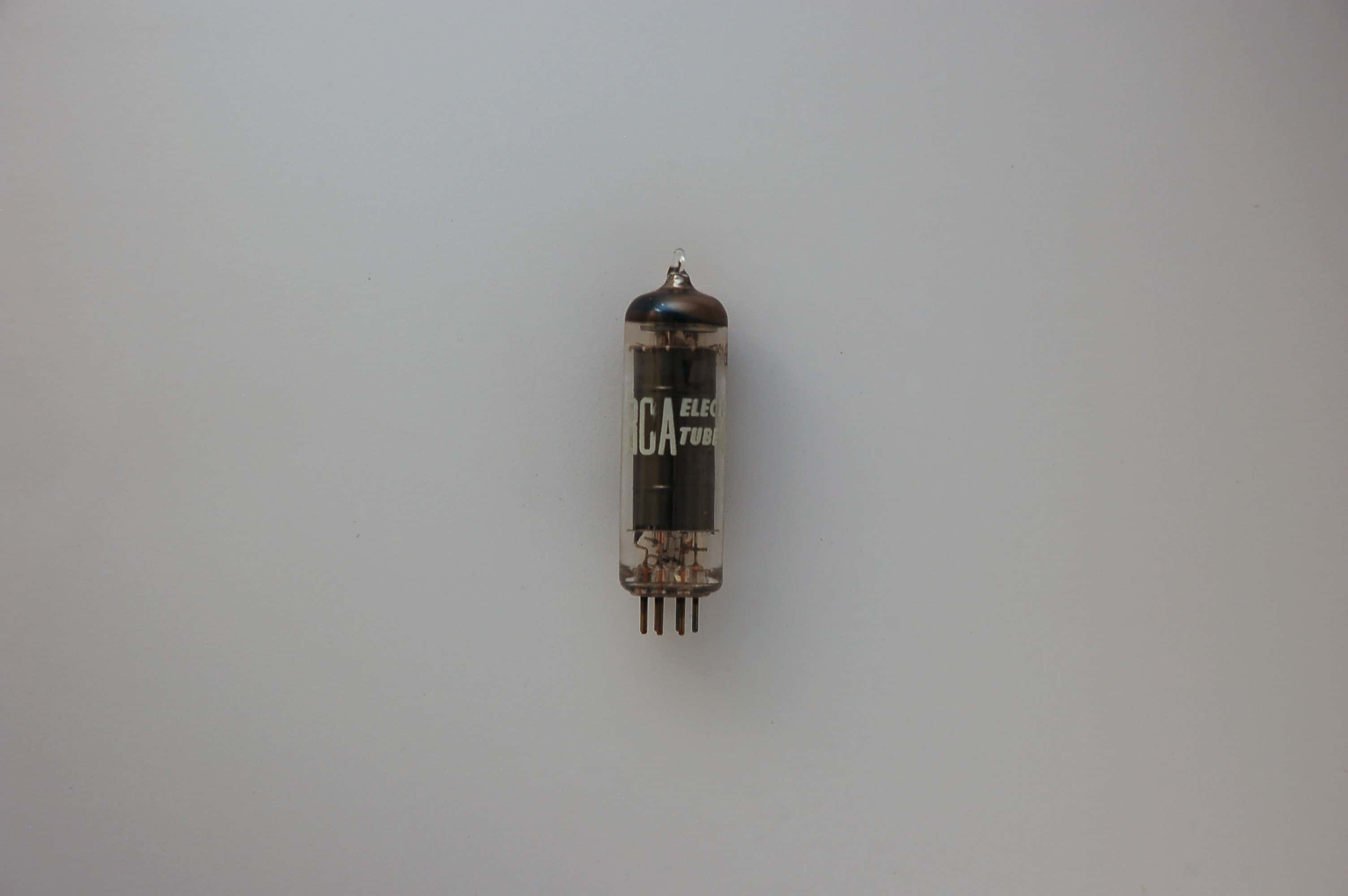 6BF5 Röhre Strahlpentode B7G Uf 6,3V
