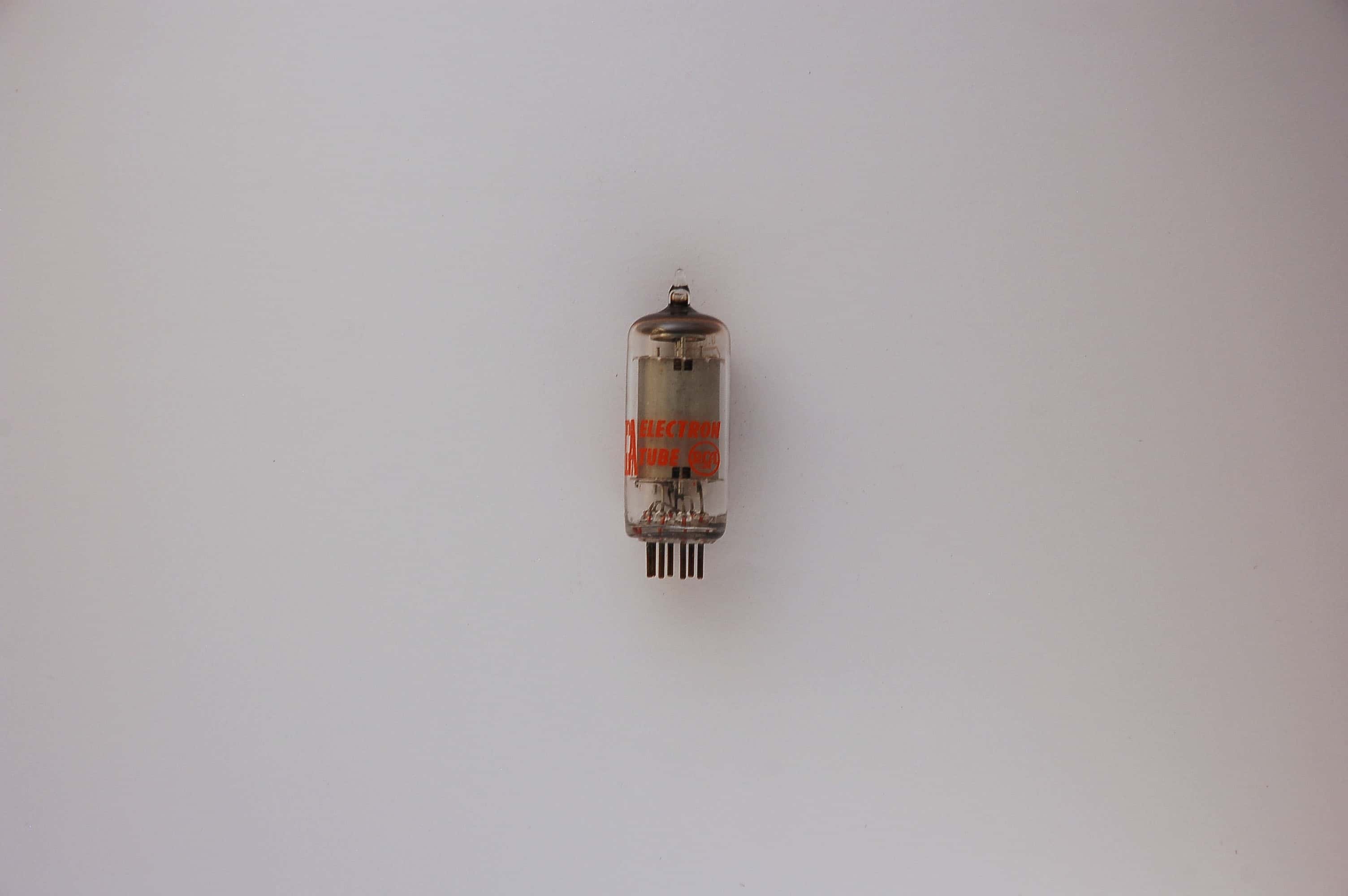 3CS6 Röhre Heptode B7G Uf 3,15V