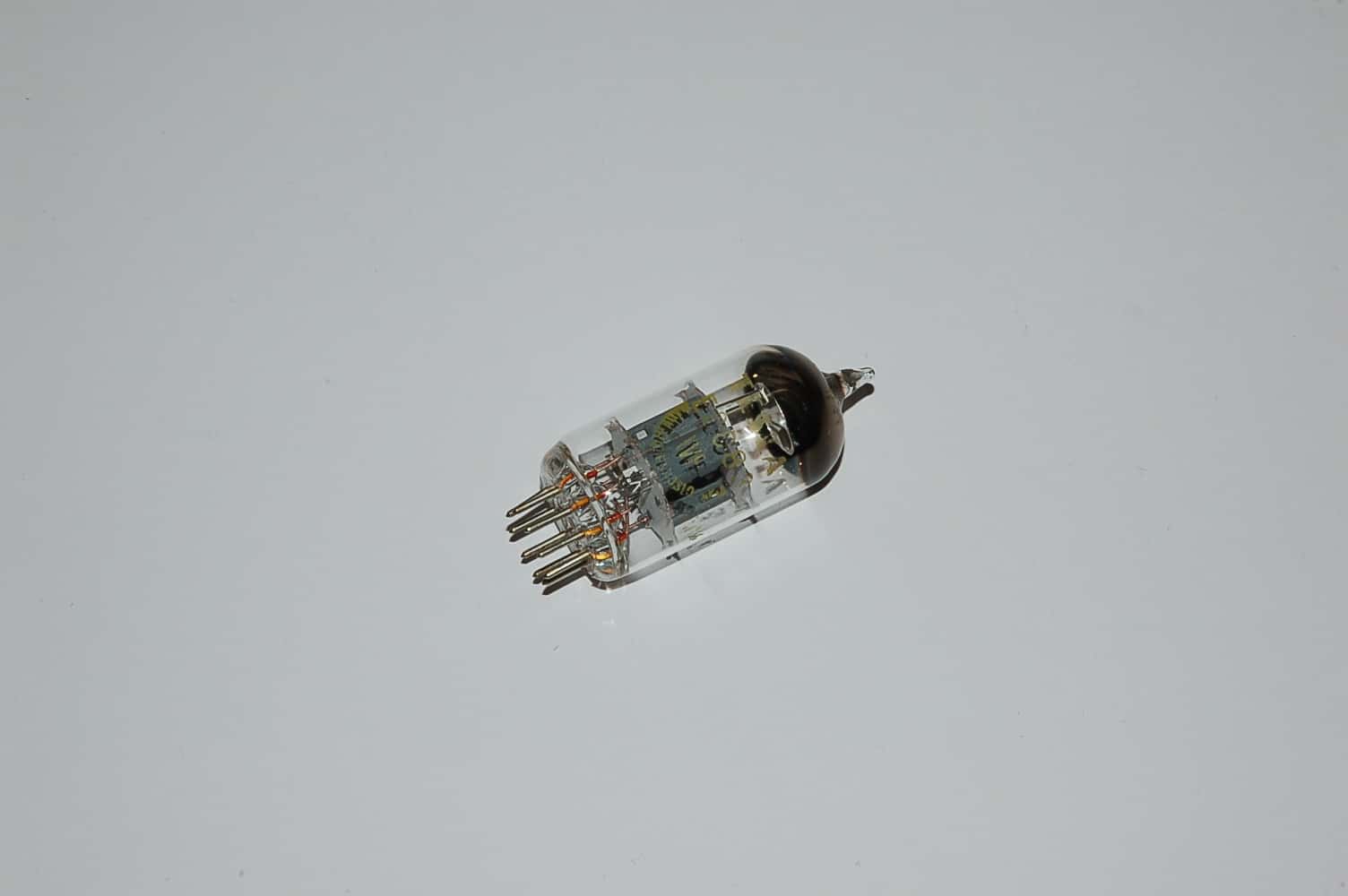 ECC83 Tesla Original tube Original Röhre vor JJ Ära