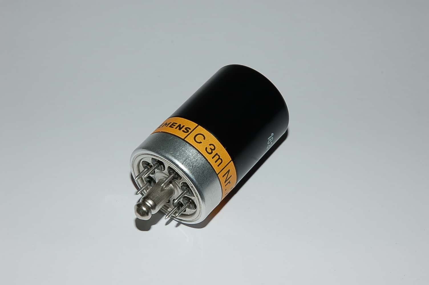 C3M Röhre = CV5232 Post-Pentode Loctal