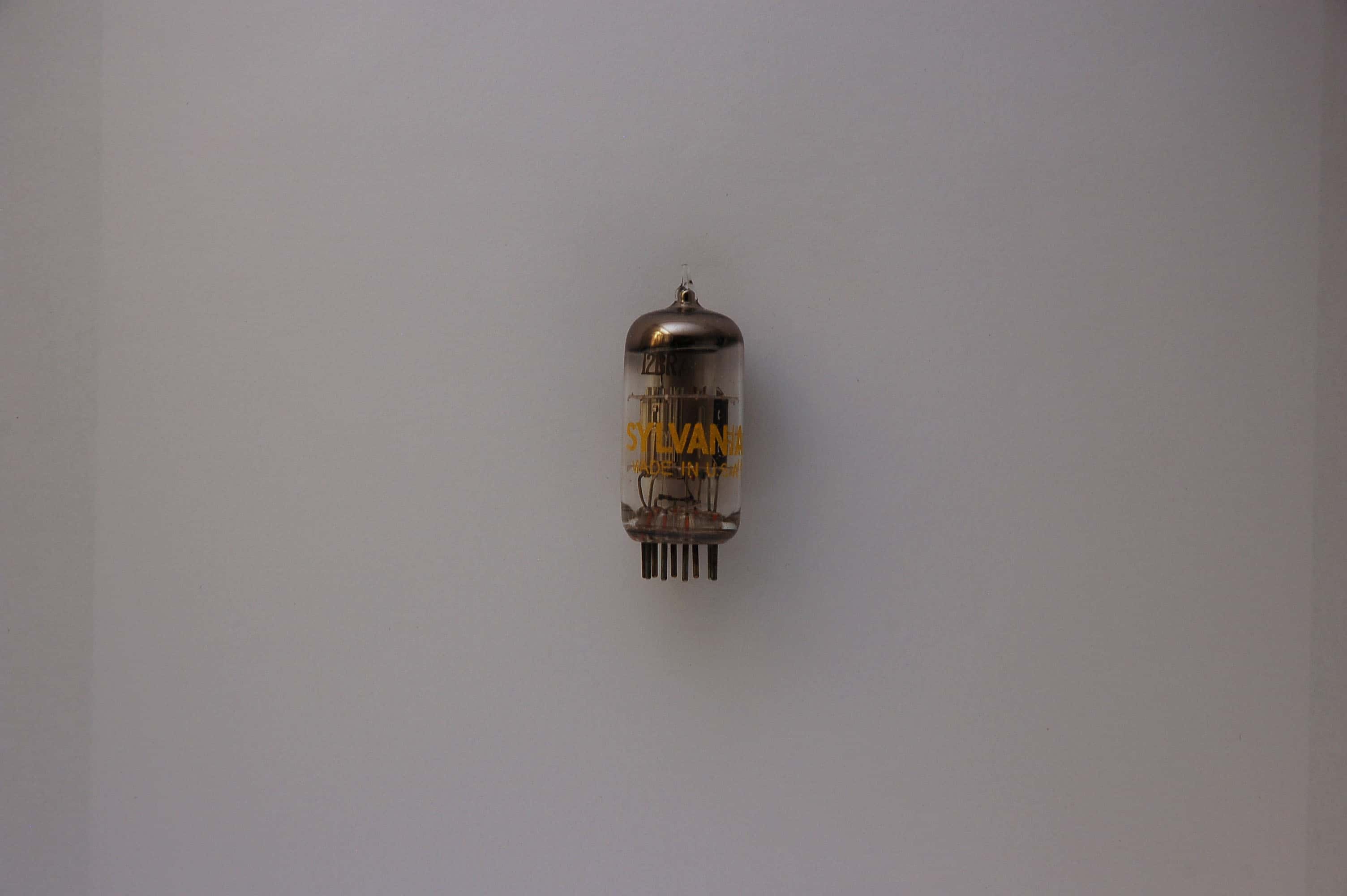 12BR7 Röhre Doppeldiode-Triode B9A 12,6V