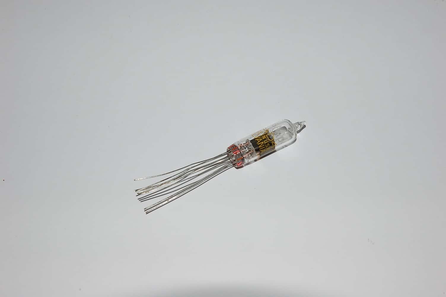 6AD4 Röhre = 5898 Triode Subminiatur Uf 6,3V
