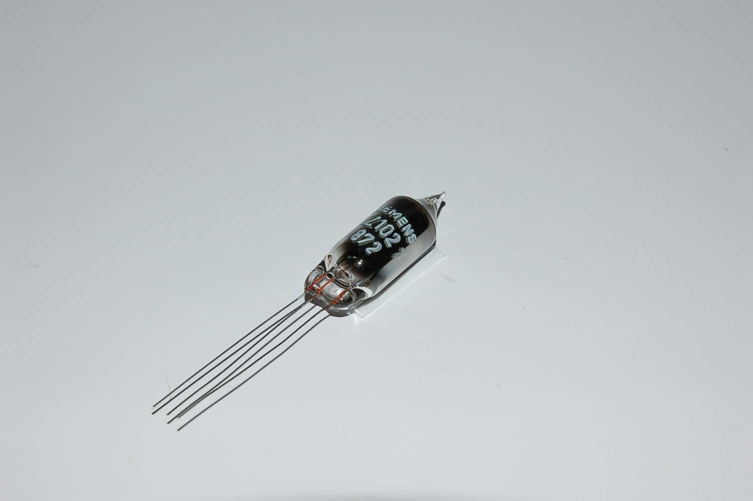 ZZ1021 voltage ref.