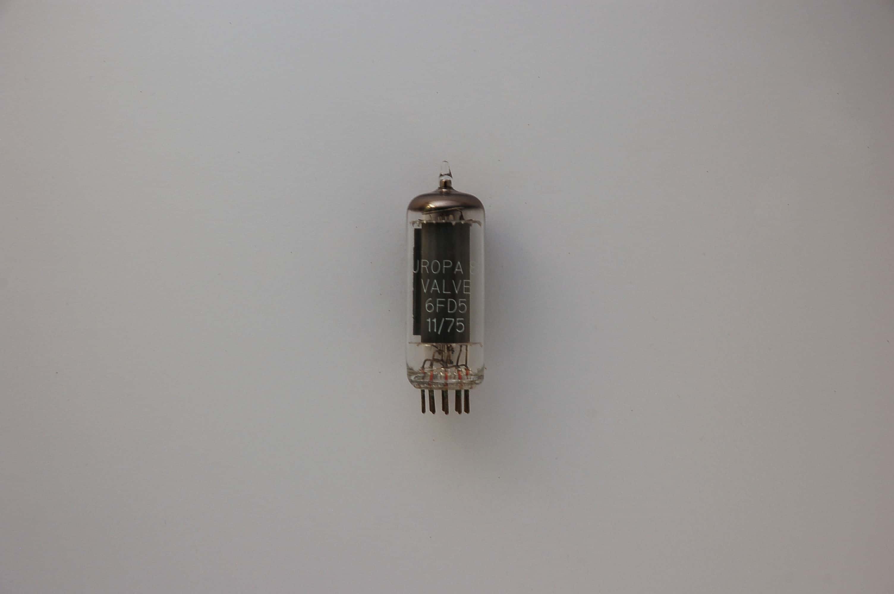 6FD5 Röhre = 6QL6 Pentode B9A Uf 6,3V