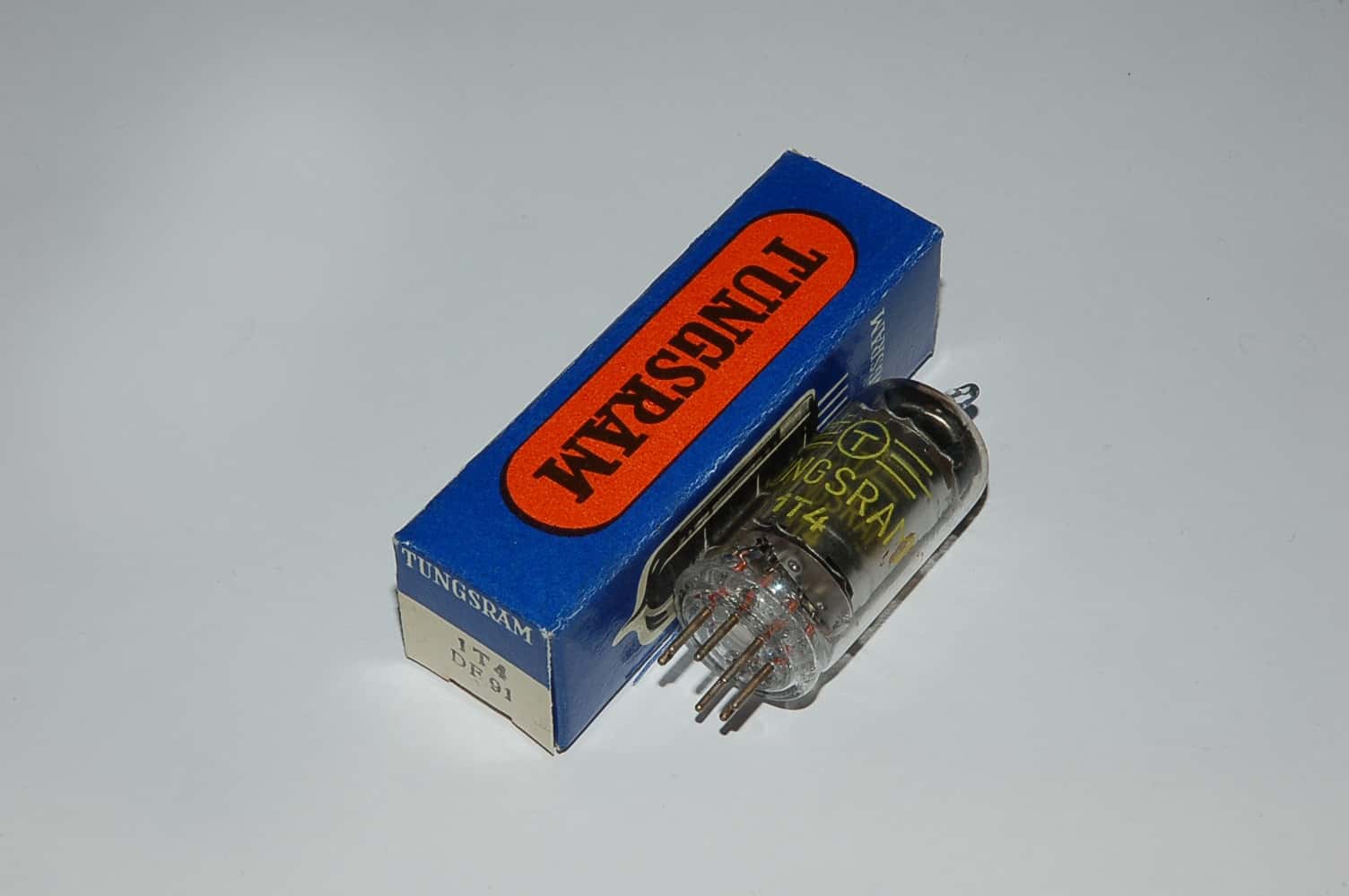 1T4 (=CV785) -->see DF91