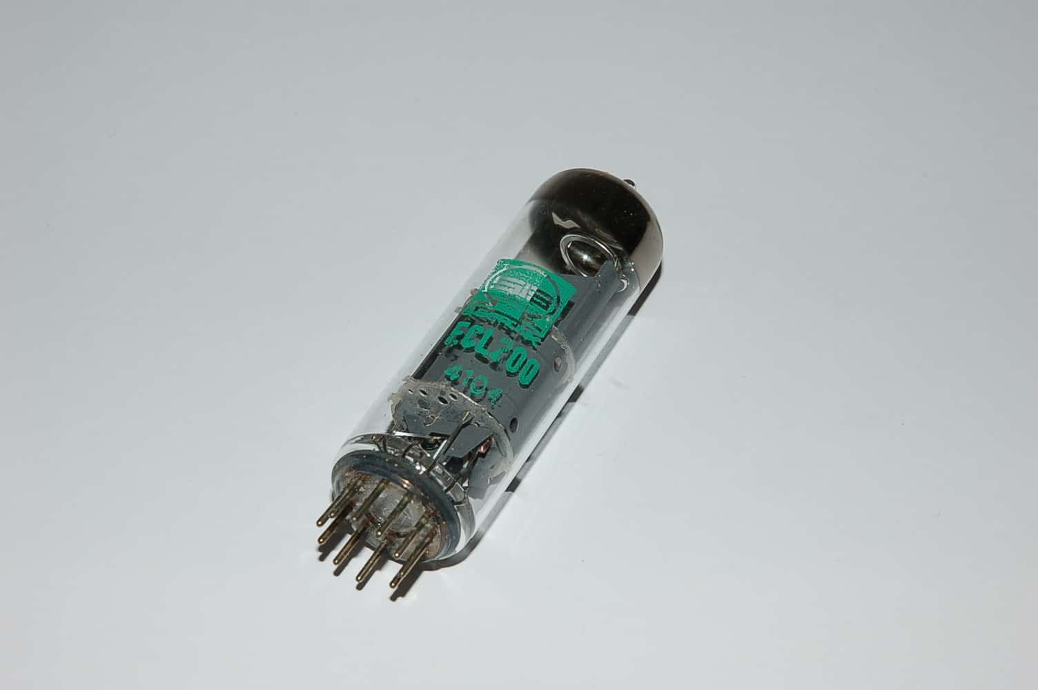 ECL200 Röhre Triode-Pentode Dekal Uf 6,3V