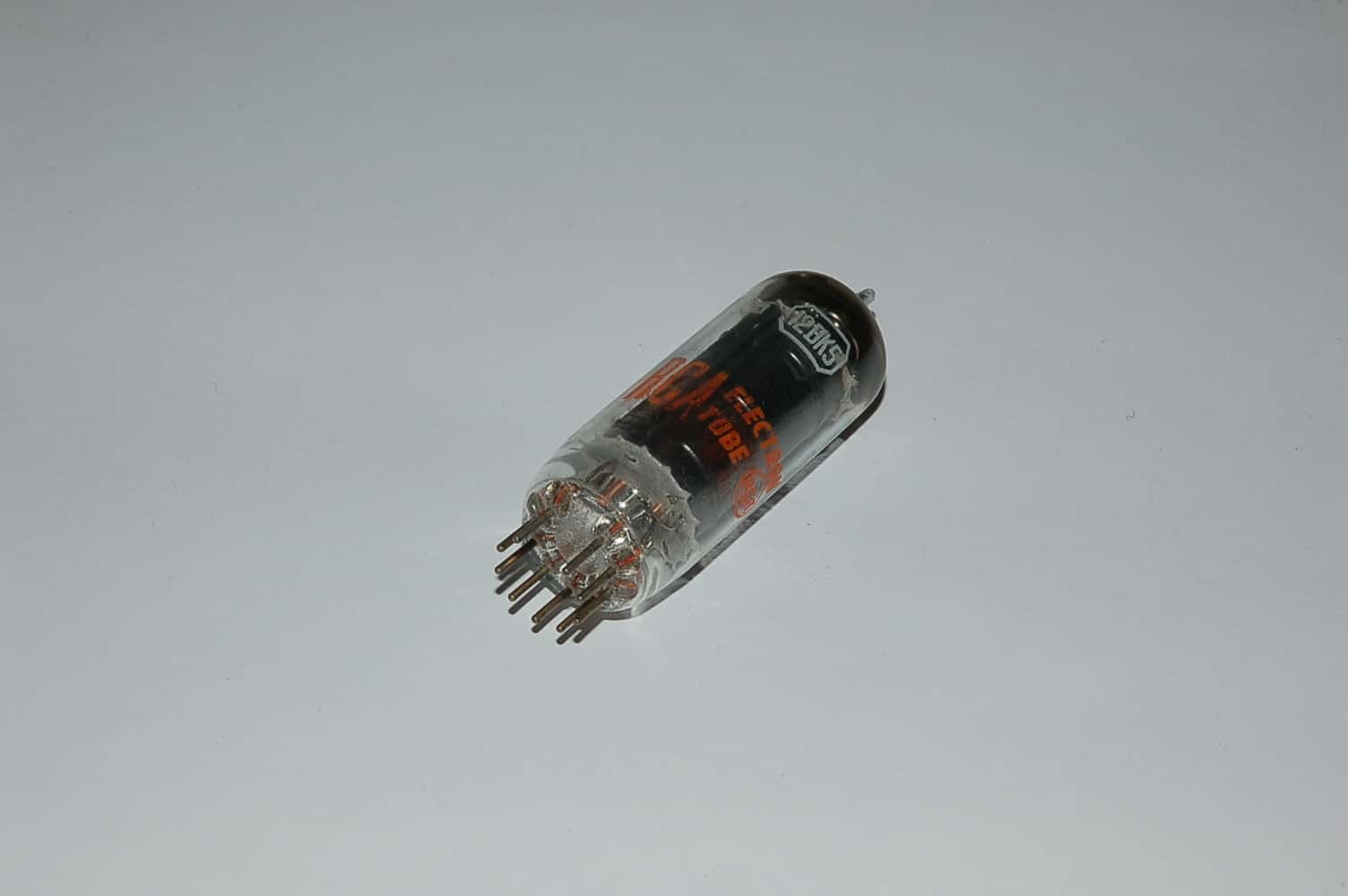 12BK5 Röhre Strahlpentode B9A Uf 12,6V
