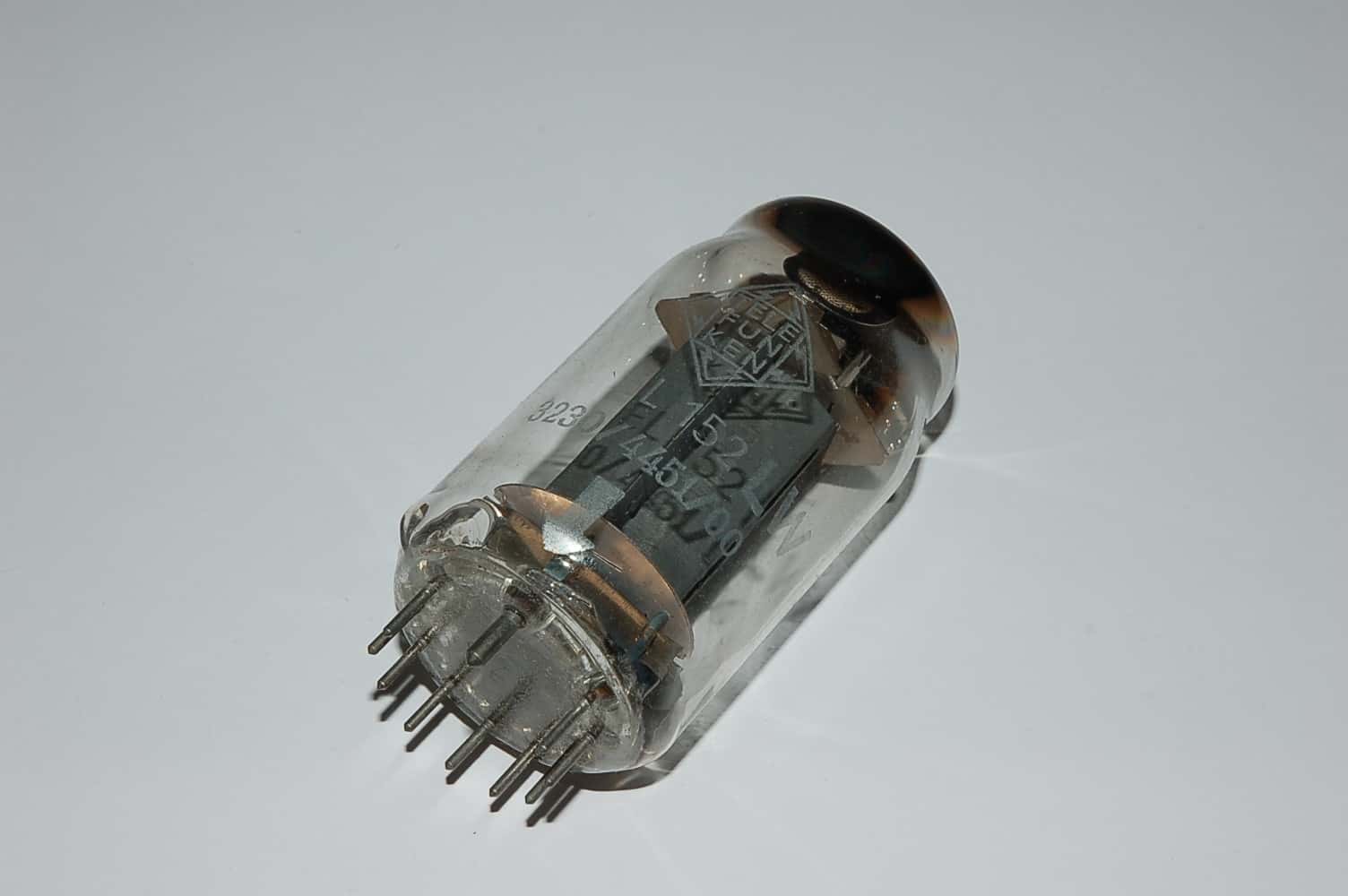 EL152 Audio Pentode