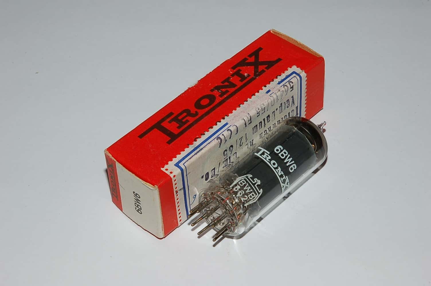 6BW8 Röhre Dioden-Pentode B9A Uf 6,3V
