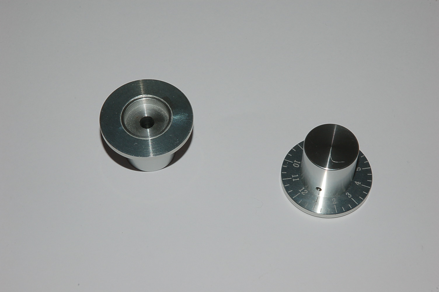 Knopf B ALU 38mm Skala 1-12