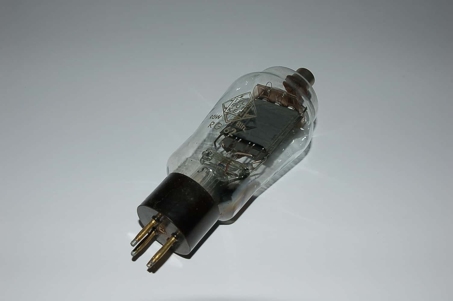 RG62D Röhre Gleichrichterdiode Spezial