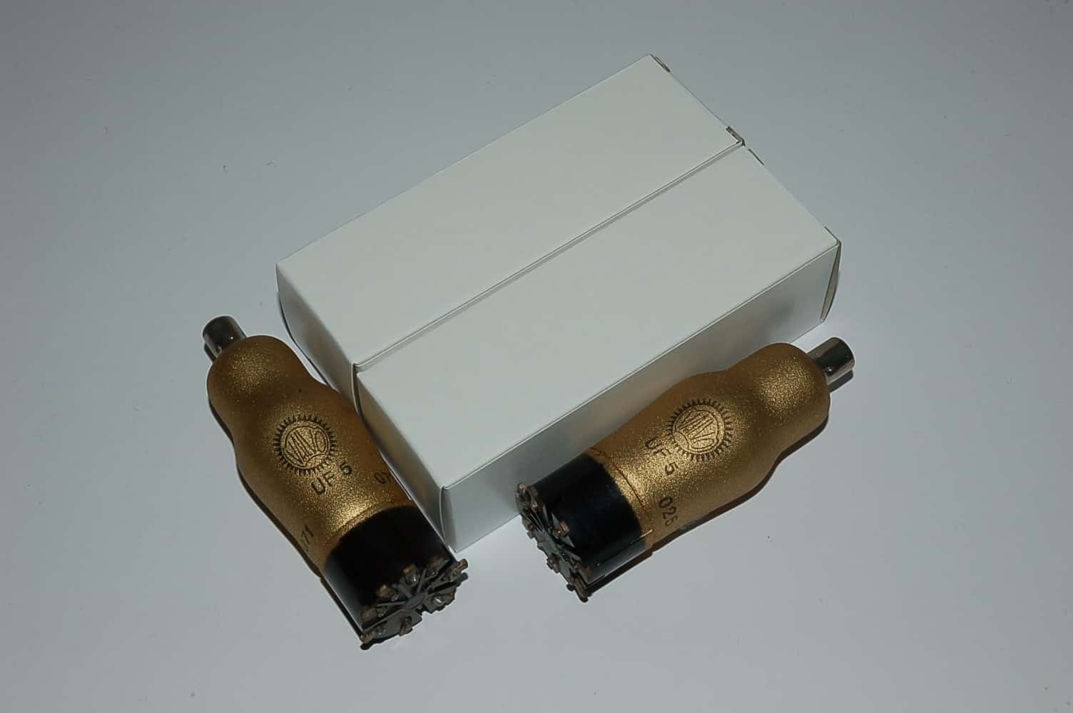 UF5 (=UF10) Pentode-Röhre-tube Röhren BTB matched Pair