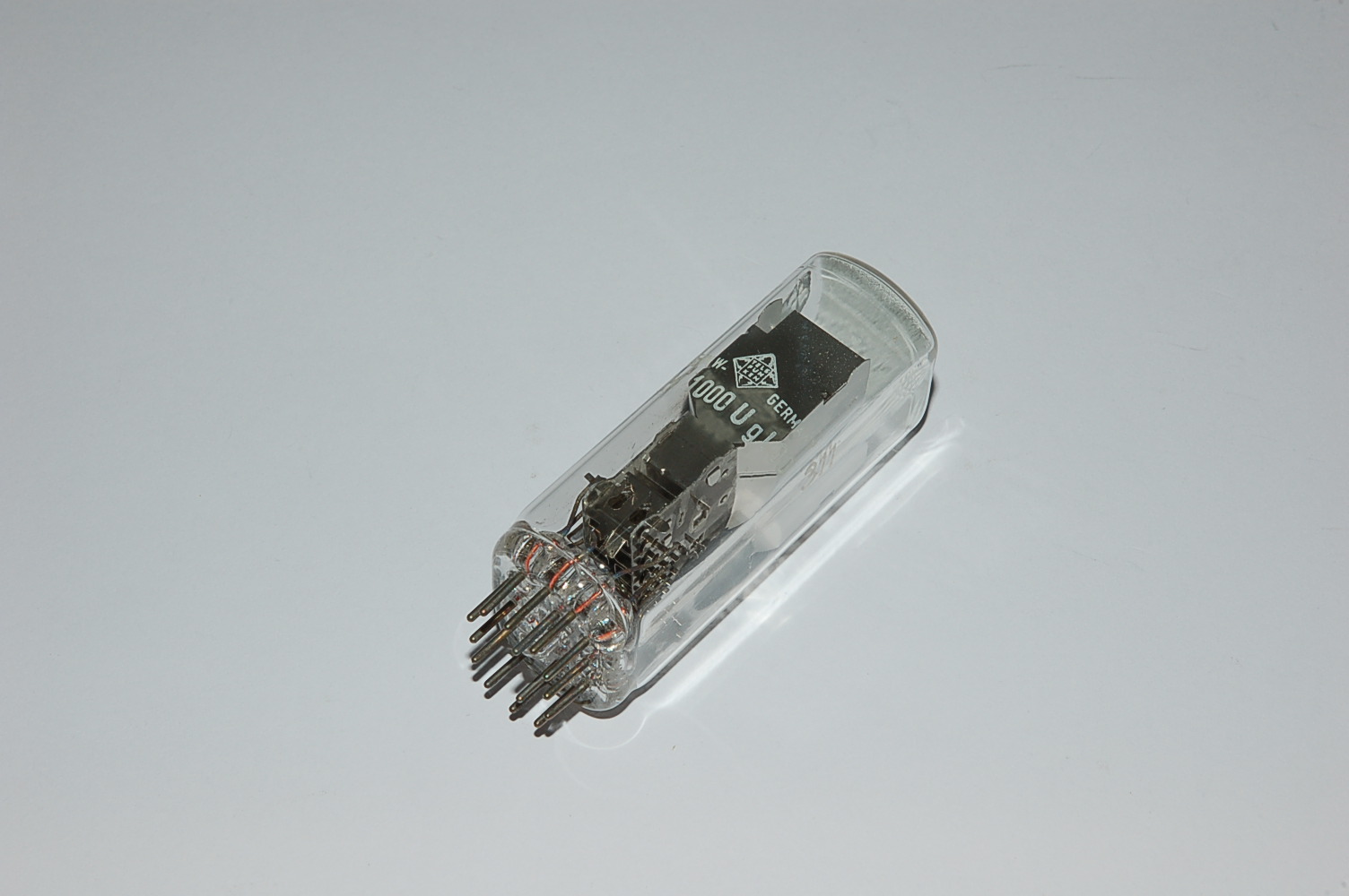 XM1000 indicator tube