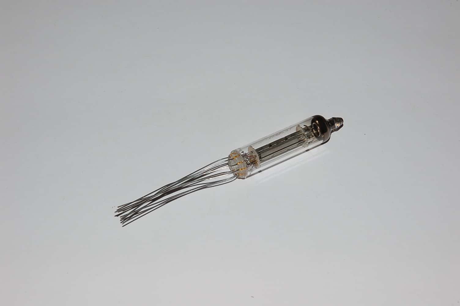 DC70 Röhre = 6375 Triode Subminiatur