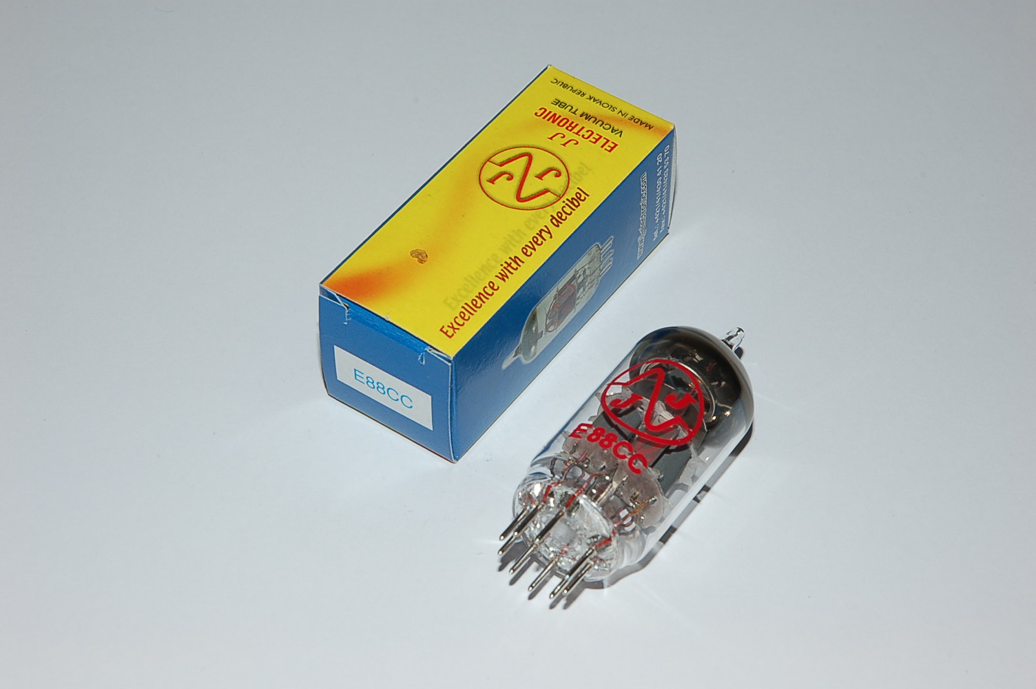 E88CCJJ (=6922) DoubleTriode