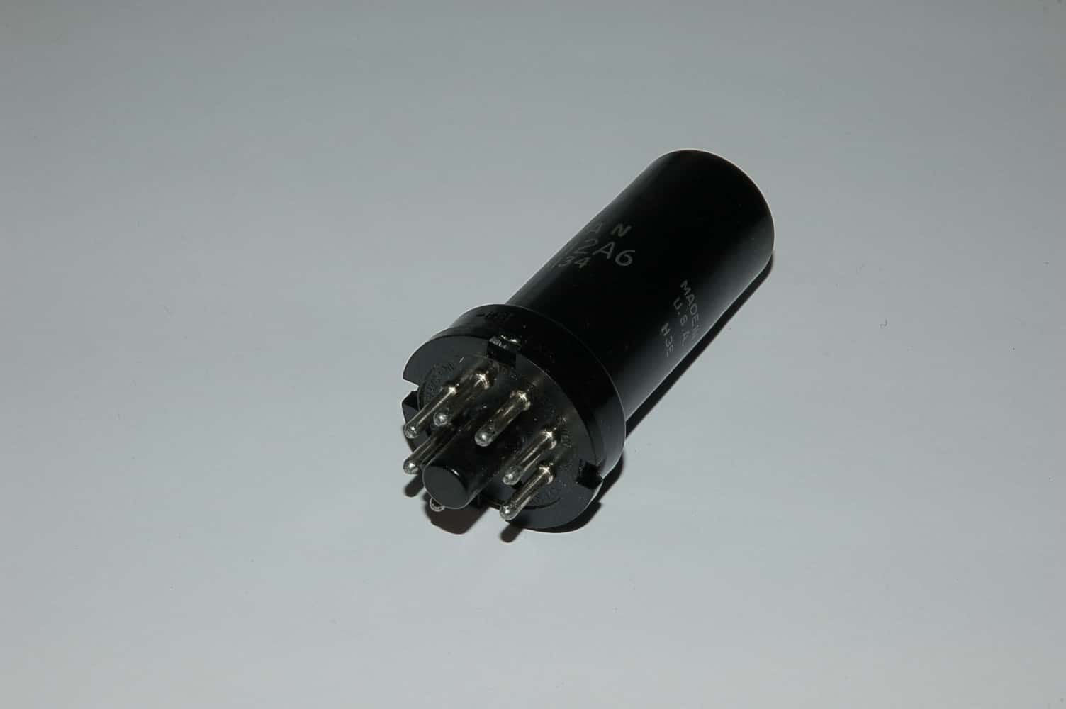 12A6 Röhre = VT134 Pentode Oktal Uf 12,6V