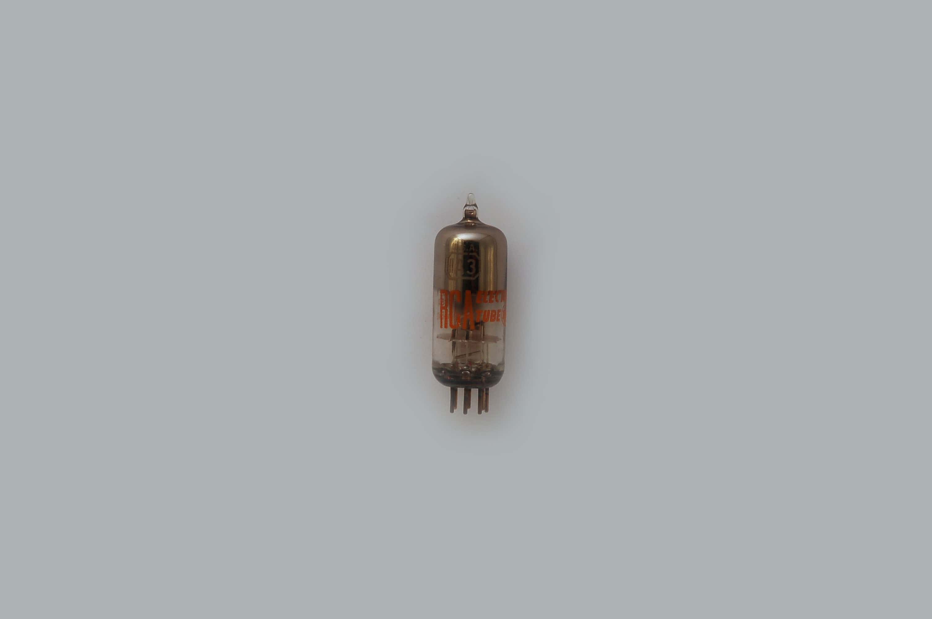 DA90 Röhre = 1A3 Diode B7G Uf 1,4V