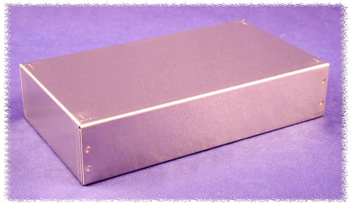 1444-32 Hammond Alu Gehäuse 432x254x76 Alu Natur 1,3mm