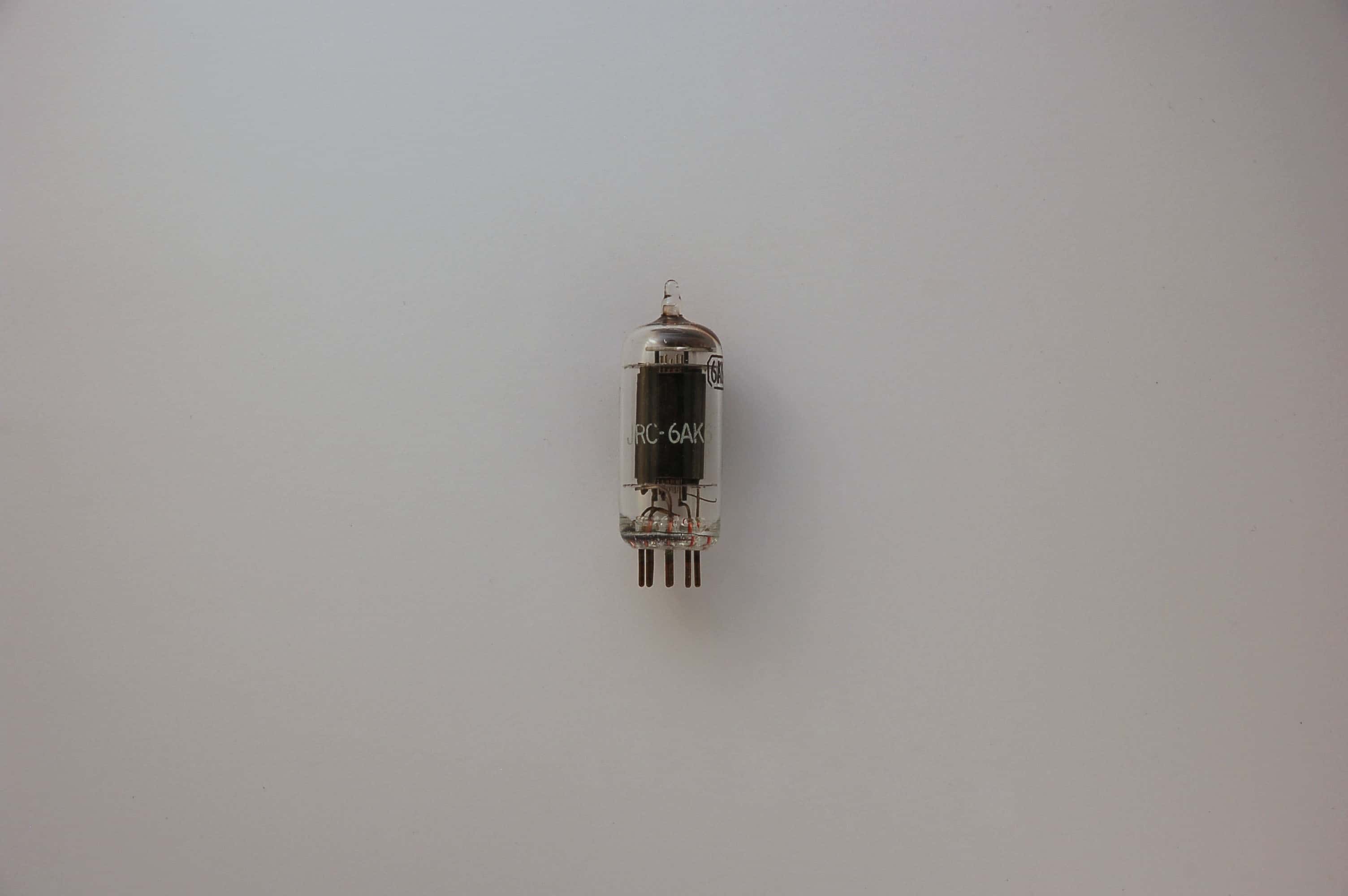 6AK6 Röhre Strahlpentode B7G Uf 6,3V