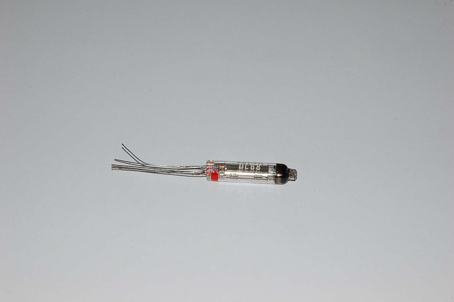 DL68 subminiatur Pentode-Röhre