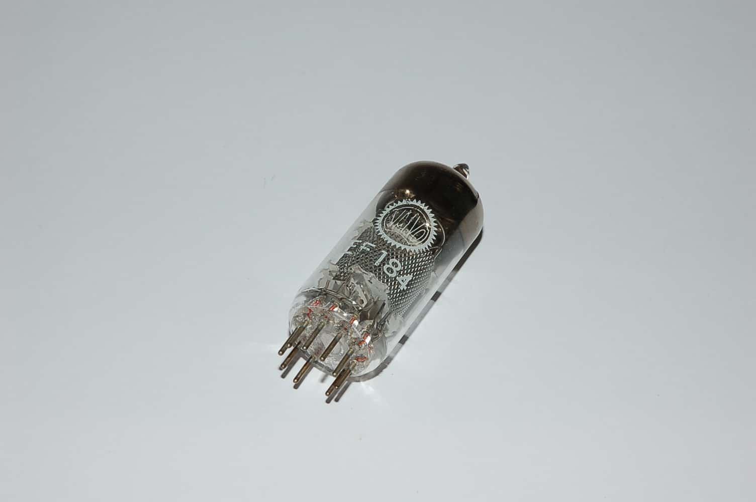 EF184 Röhre = 6EJ7 Pentode Noval B9A Uf 6,3V