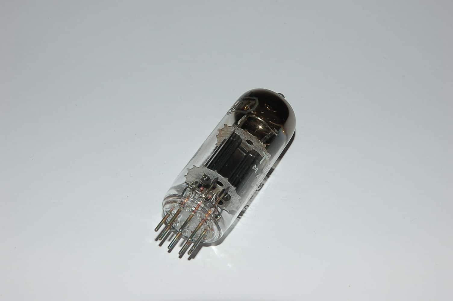 6CY7 tube (diff.Systems)