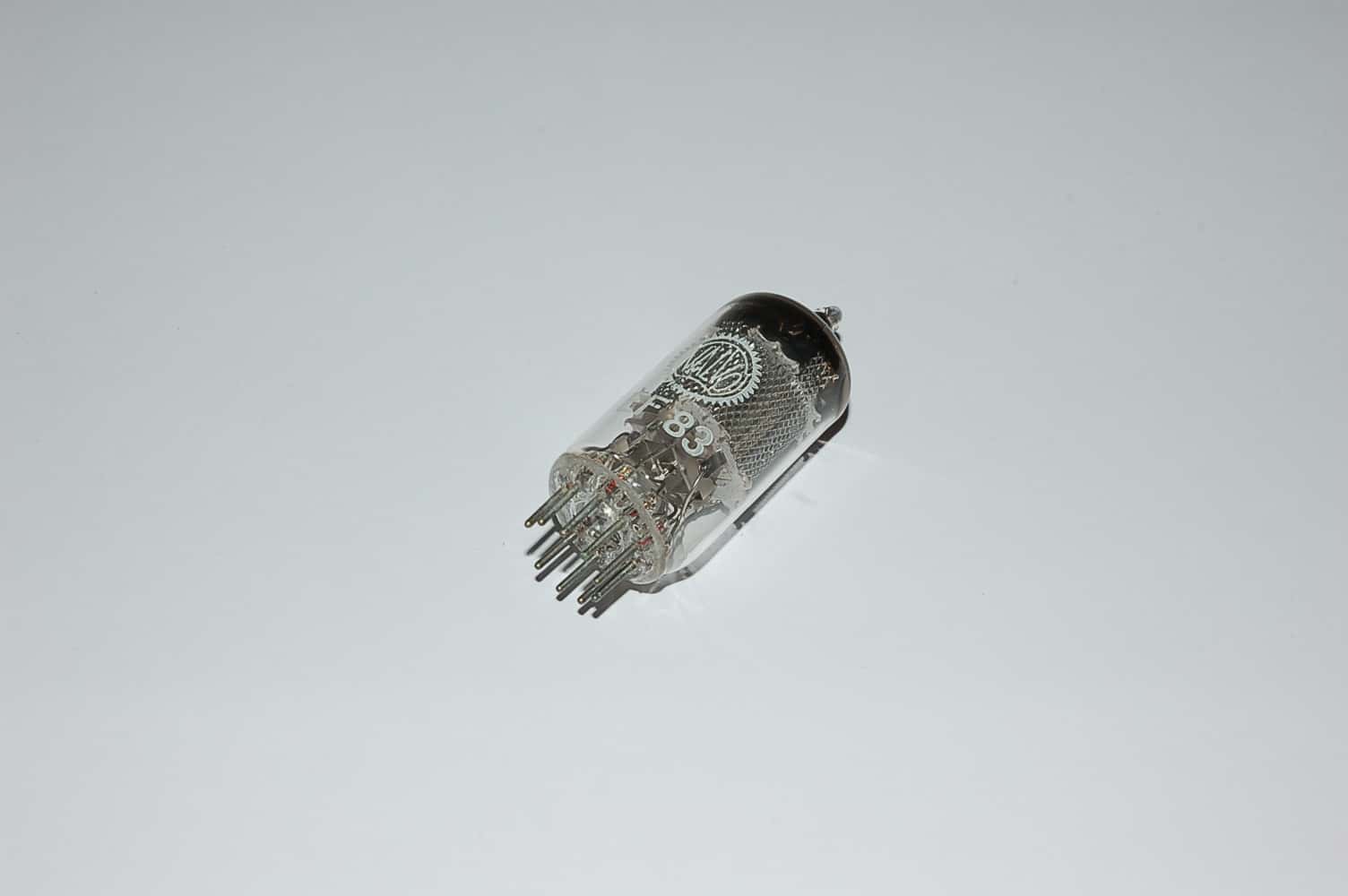 EF83 Röhre Regelpentode Noval Uf 6,3V